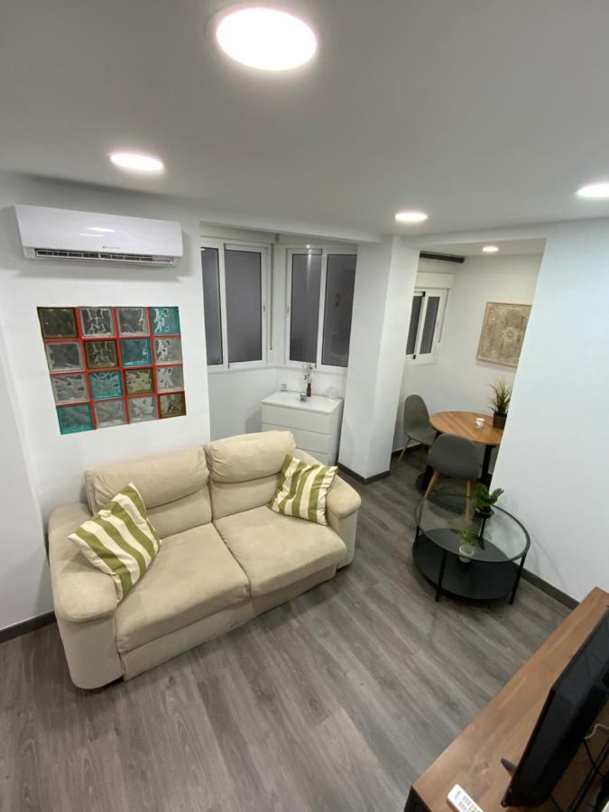 Mendoza Apartamentos Malaga Exterior photo